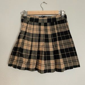 Pleated skirt